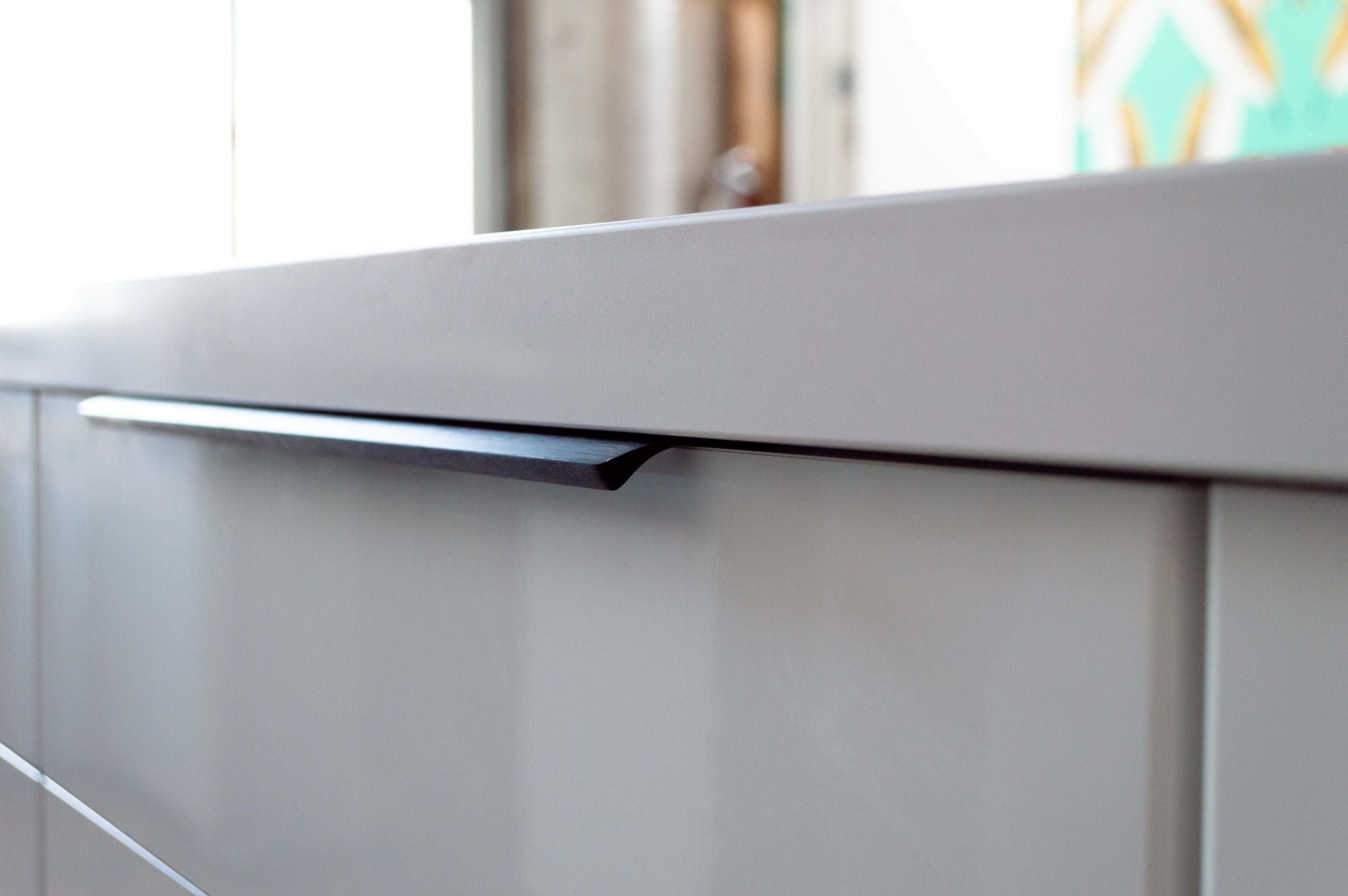 Edge - Winged Aluminum Tab Pull | Concept Hardware